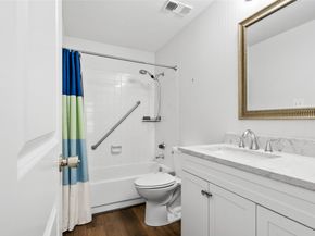 18809 Egret Bay Boulevard 114, Webster TX 77058