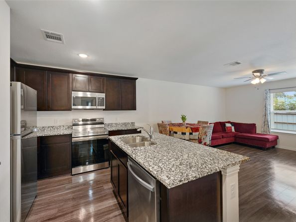 302 Connecticut Street, Houston TX 77029