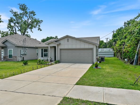 302 Connecticut Street, Houston TX 77029
