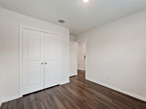 302 Connecticut Street, Houston TX 77029
