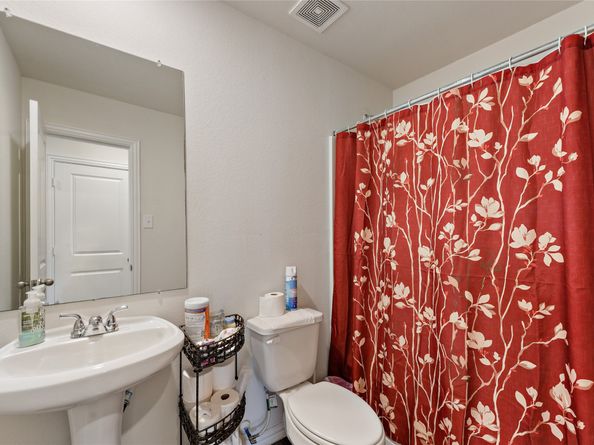 302 Connecticut Street, Houston TX 77029