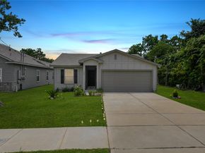 302 Connecticut Street, Houston TX 77029