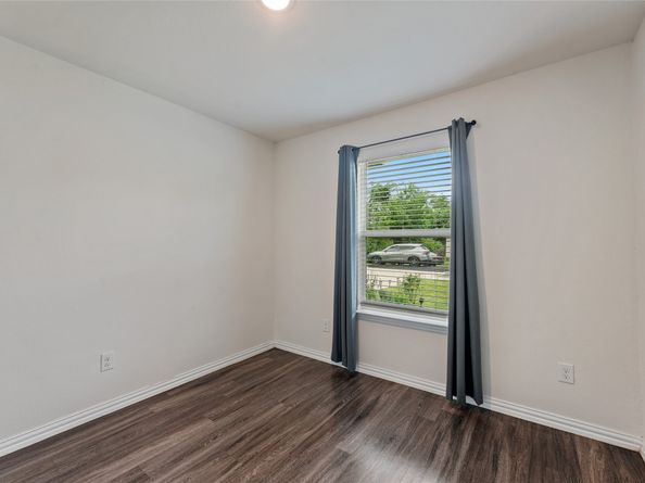302 Connecticut Street, Houston TX 77029