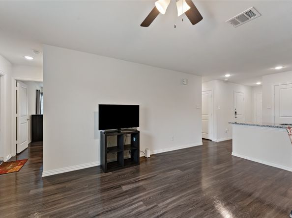 302 Connecticut Street, Houston TX 77029