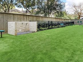 1901 Post Oak Boulevard 3607, Houston TX 77056