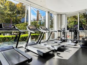 1901 Post Oak Boulevard 3607, Houston TX 77056