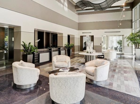 1901 Post Oak Boulevard 3607, Houston TX 77056
