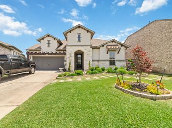 8007 Clearwater Glen Court