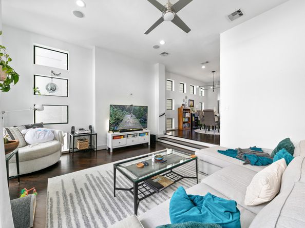 1807 Dart Street, Houston TX 77007