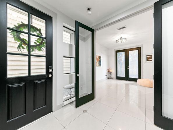 1807 Dart Street, Houston TX 77007