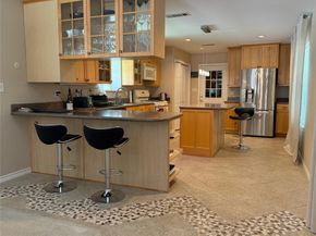 519 E Hillary Circle, Sugar Land TX 77498