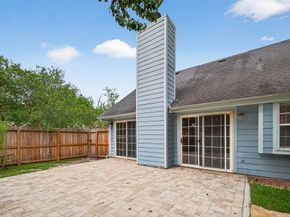 519 E Hillary Circle, Sugar Land TX 77498