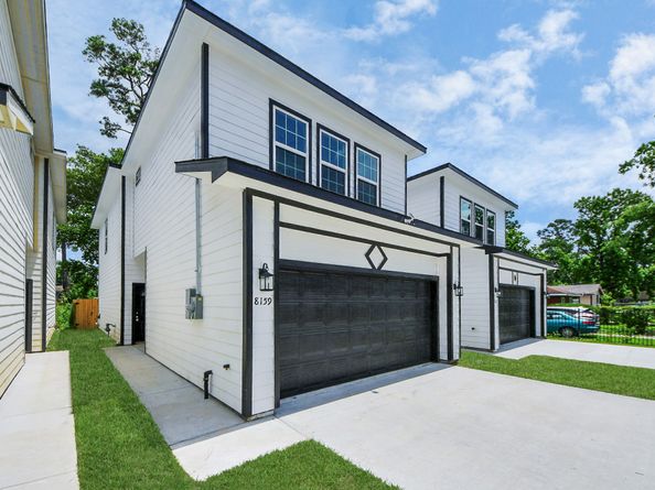 8159 Crestview Drive, Houston TX 77028