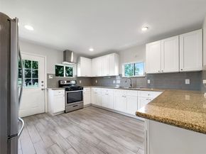 9803 Mimbrough Street, Houston TX 77029