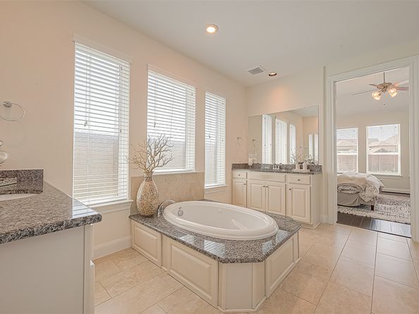 47 Monarch Trail, Sugar Land TX 77498