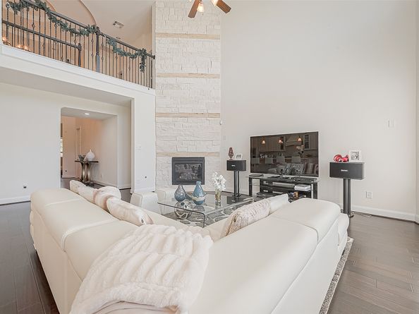 47 Monarch Trail, Sugar Land TX 77498