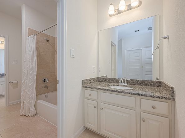 47 Monarch Trail, Sugar Land TX 77498