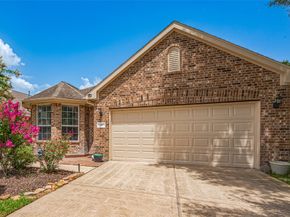 30 Paddington Way, Conroe TX 77384