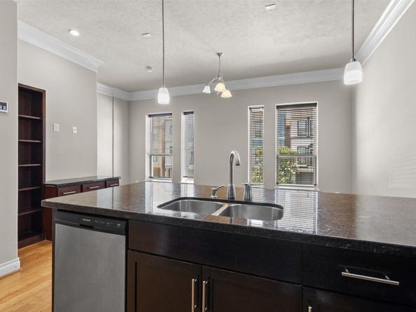 1636 Cohn Street, Houston TX 77007