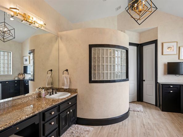18611 N Frio River Circle, Cypress TX 77433