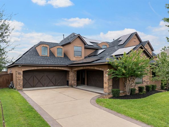 18611 N Frio River Circle, Cypress TX 77433
