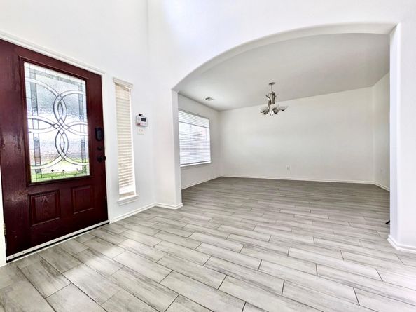 6919 Bear Oaks Drive, Houston TX 77083