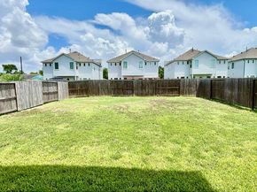 4923 Higgins Street, Houston TX 77033