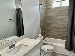 4923 Higgins Street, Houston TX 77033