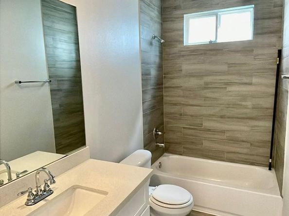 4923 Higgins Street, Houston TX 77033