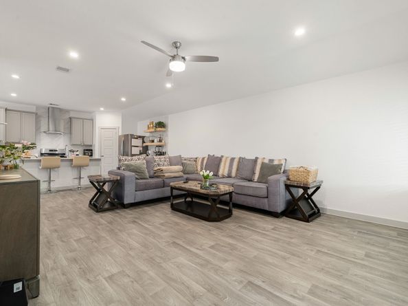 12902 Wempe Way, Houston TX 77047