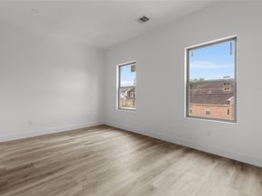 4351 Du Pont Street, Houston TX 77021