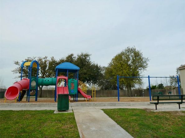 2726 Skyview Ridge Court, Houston TX 77047