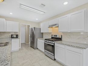 2726 Skyview Ridge Court, Houston TX 77047