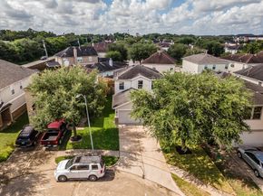 2726 Skyview Ridge Court, Houston TX 77047