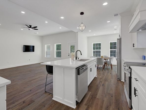 25446 Morgan Cemetery Rd, Cleveland TX 77328