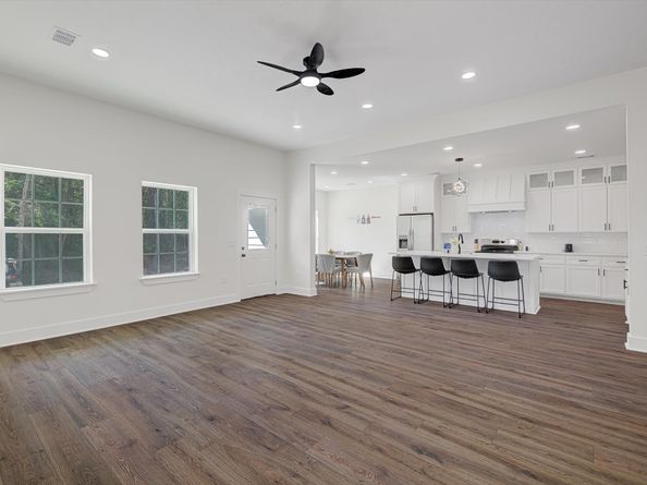 25446 Morgan Cemetery Rd, Cleveland TX 77328