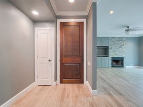 241 Litchfield Lane, Houston TX 77024