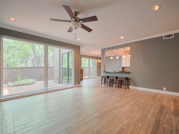 241 Litchfield Lane, Houston TX 77024