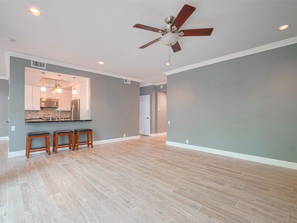 241 Litchfield Lane, Houston TX 77024