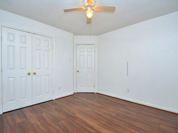 1202 Augusta Drive, Richmond TX 77406