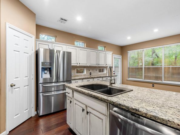 70 Harvest Wind Place, The Woodlands TX 77382