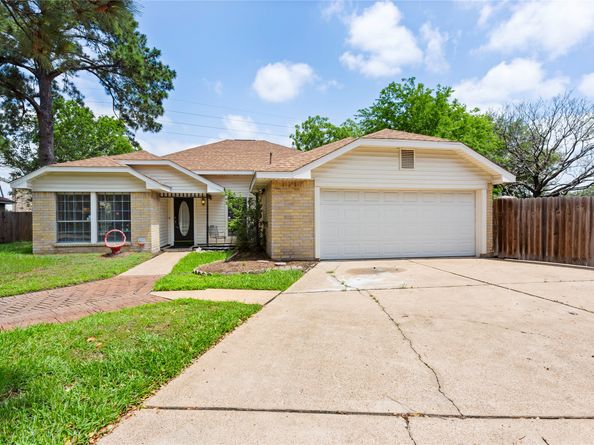 15202 Pebble Lake Drive, Houston TX 77095