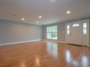 1425 Confederate Road, Houston TX 77055