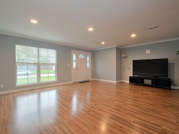 1425 Confederate Road, Houston TX 77055