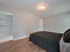 1425 Confederate Road, Houston TX 77055