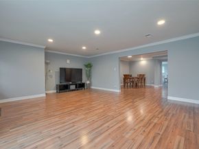 1425 Confederate Road, Houston TX 77055