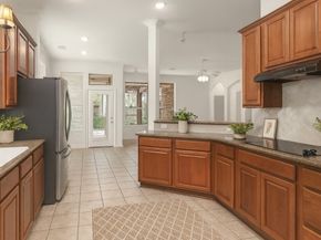34 E Royal Mews, Conroe TX 77384
