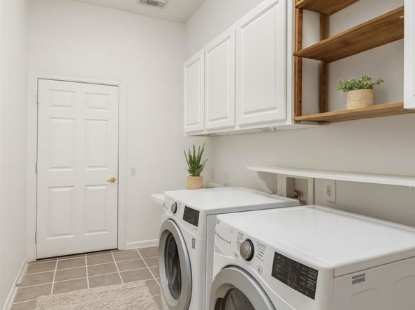 34 E Royal Mews, Conroe TX 77384