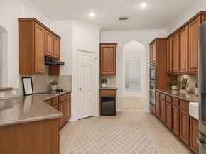 34 E Royal Mews, Conroe TX 77384