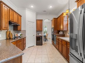 34 E Royal Mews, Conroe TX 77384